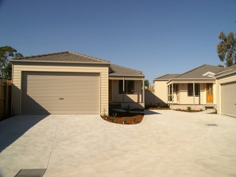 2, 9 CAMERON Court, Kilsyth, Court, Kilsyth - Image 1