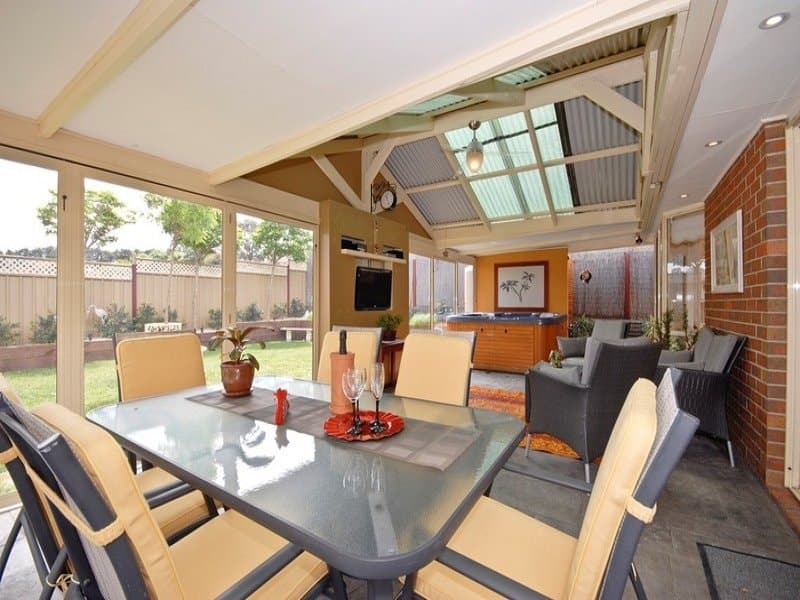 6 CHATSWOOD Grove, Chirnside Park, Chirnside Park - Thumbnail 3