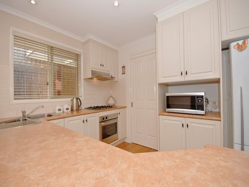 6 CHATSWOOD Grove, Chirnside Park, Chirnside Park - Thumbnail 6