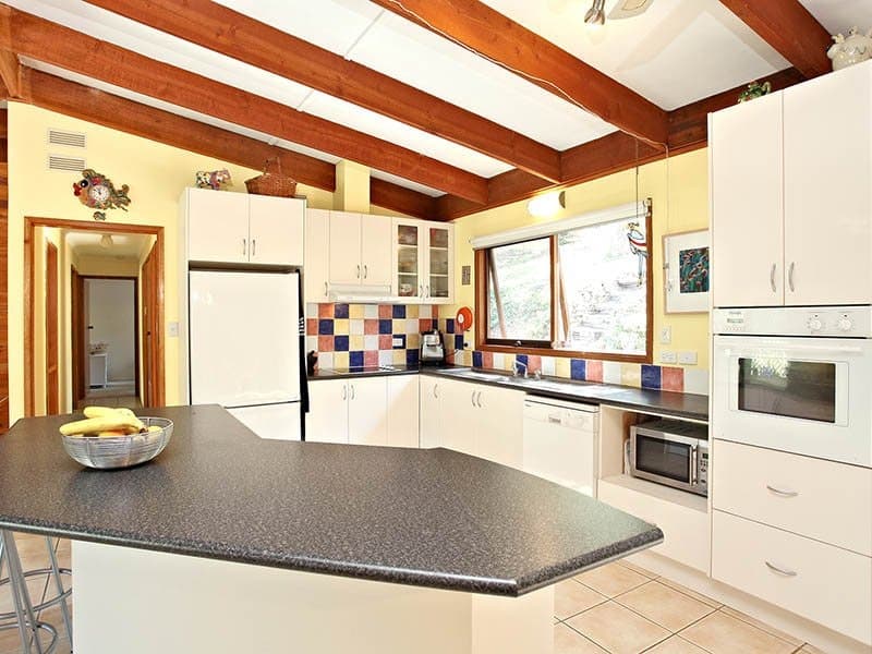 11 WHIPSTICK GULLY Road, Warrandyte, Warrandyte - Thumbnail 3