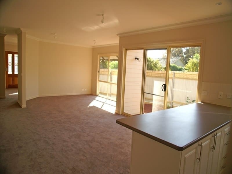 1-9 CAMERON Court, Kilsyth, Kilsyth - Thumbnail 4