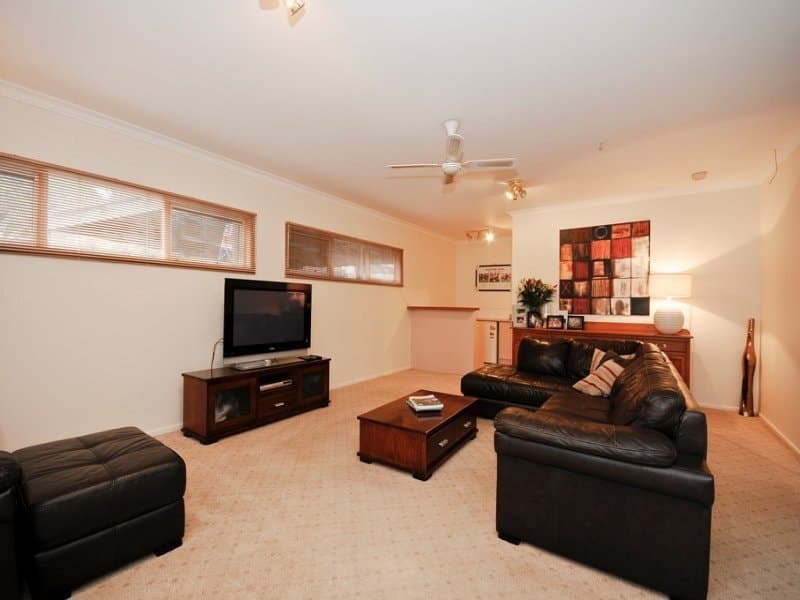 8 FOULDS Court, Montrose, Montrose - Thumbnail 6