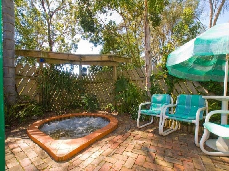 44 Andrew Crescent, Croydon South, Croydon South - Thumbnail 7