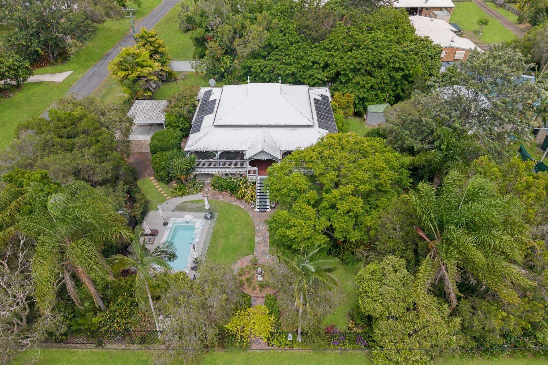 56 Robertson Street, Torbanlea, QLD, Torbanlea - Thumbnail 3