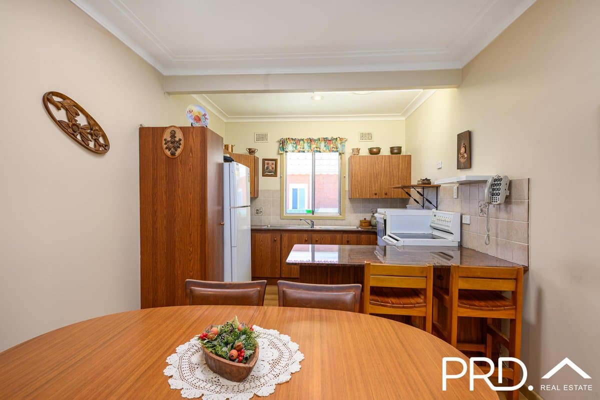 12 Brighton Avenue, PANANIA NSW 2213, Panania - Thumbnail 4
