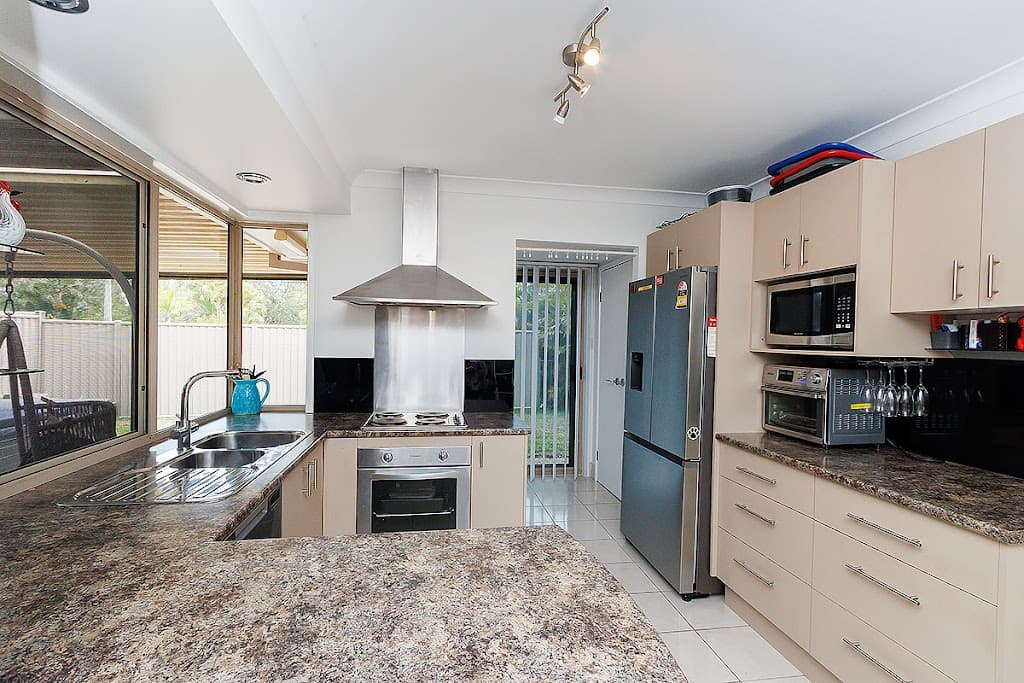1 Viewbank Court, Beenleigh, QLD, 4207, Beenleigh - Thumbnail 2