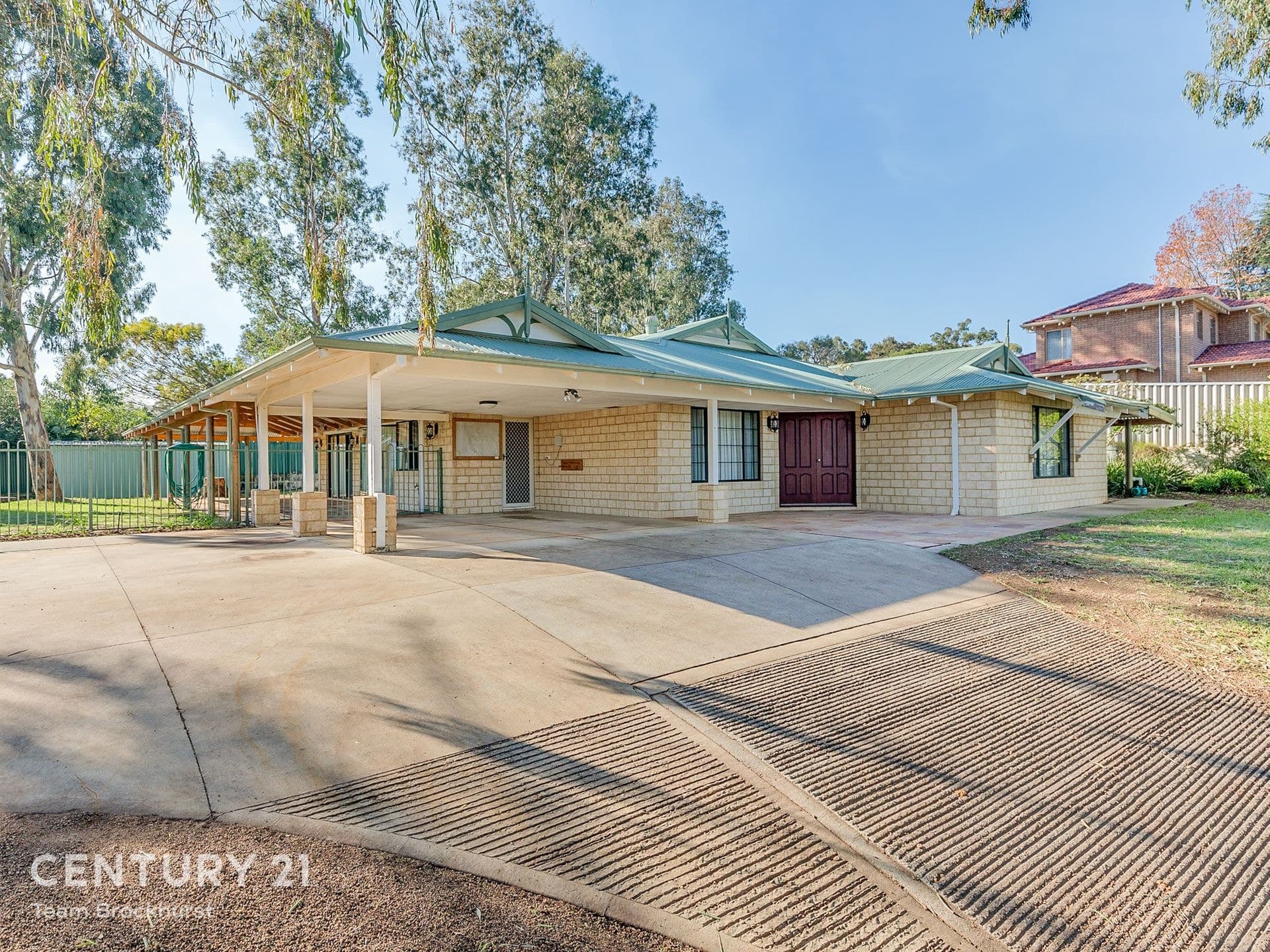 7/10 Warton Rd, Huntingdale, WA, 6110, Roleystone - Thumbnail 2