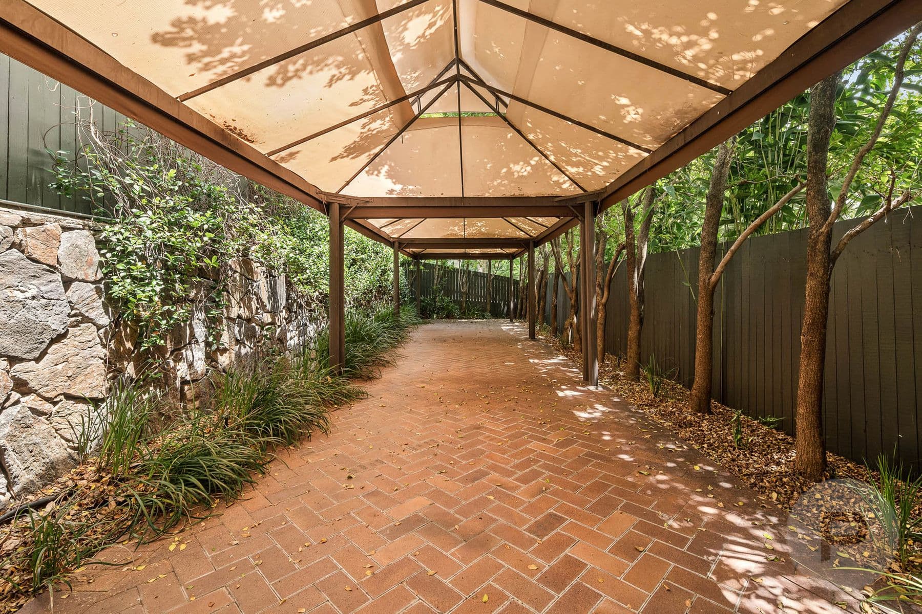 201 Latrobe Terrace, Paddington - Thumbnail 4