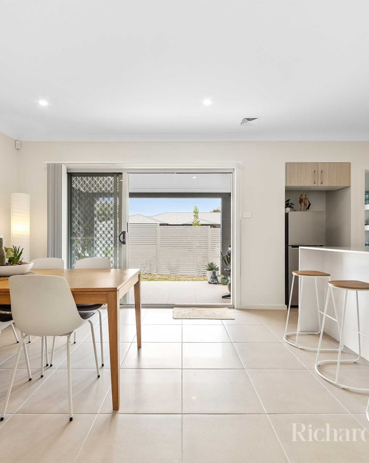 1/139 Barrenjoey Road Ettalong Beach, Beach - Thumbnail 6
