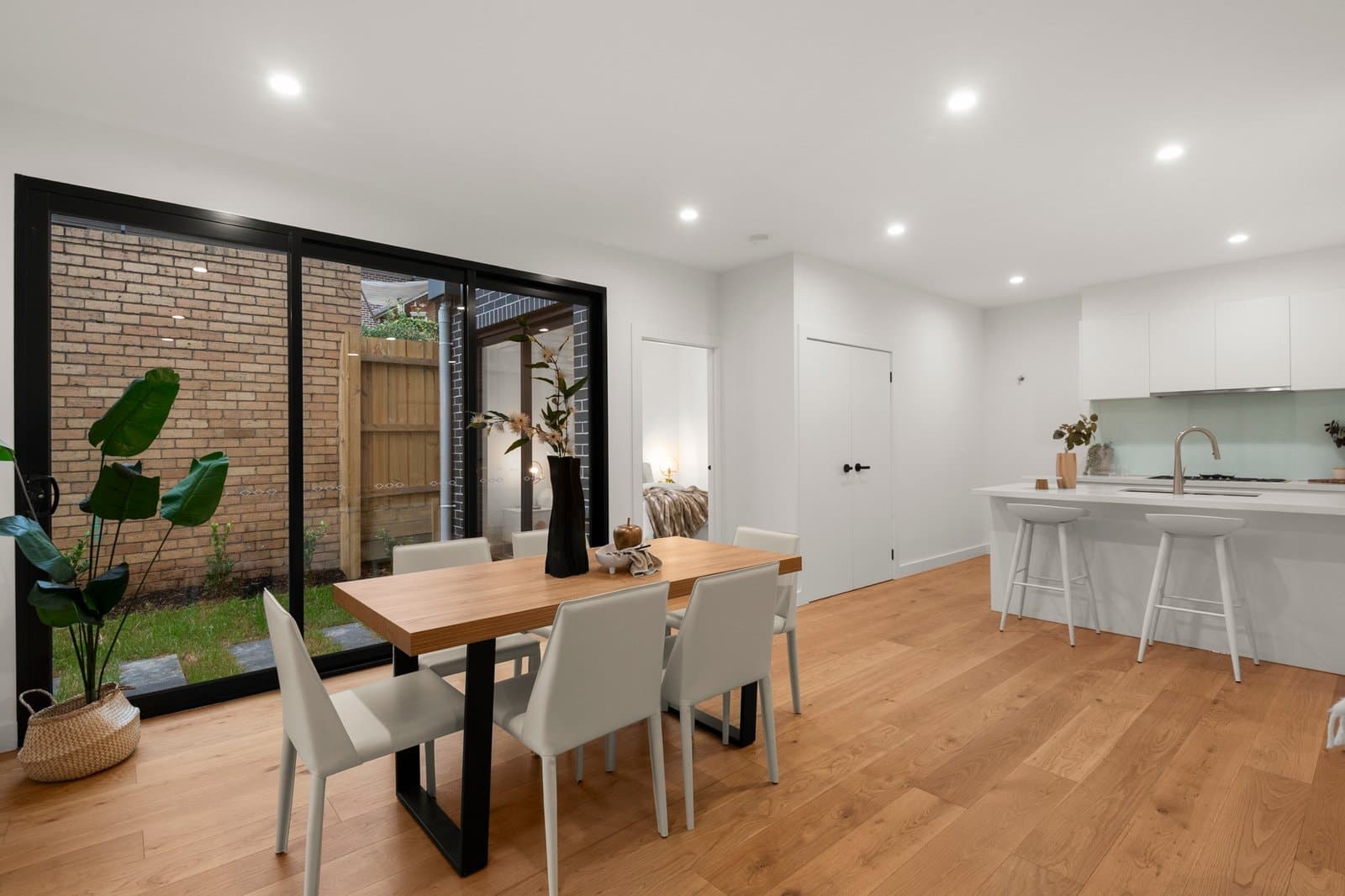3/337 Doncaster Road, Balwyn North - Thumbnail 4