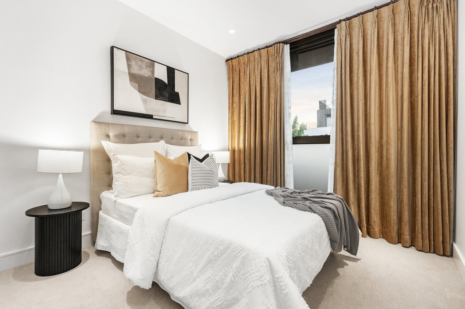 21 Pin Oak Court, Canterbury - Thumbnail 5