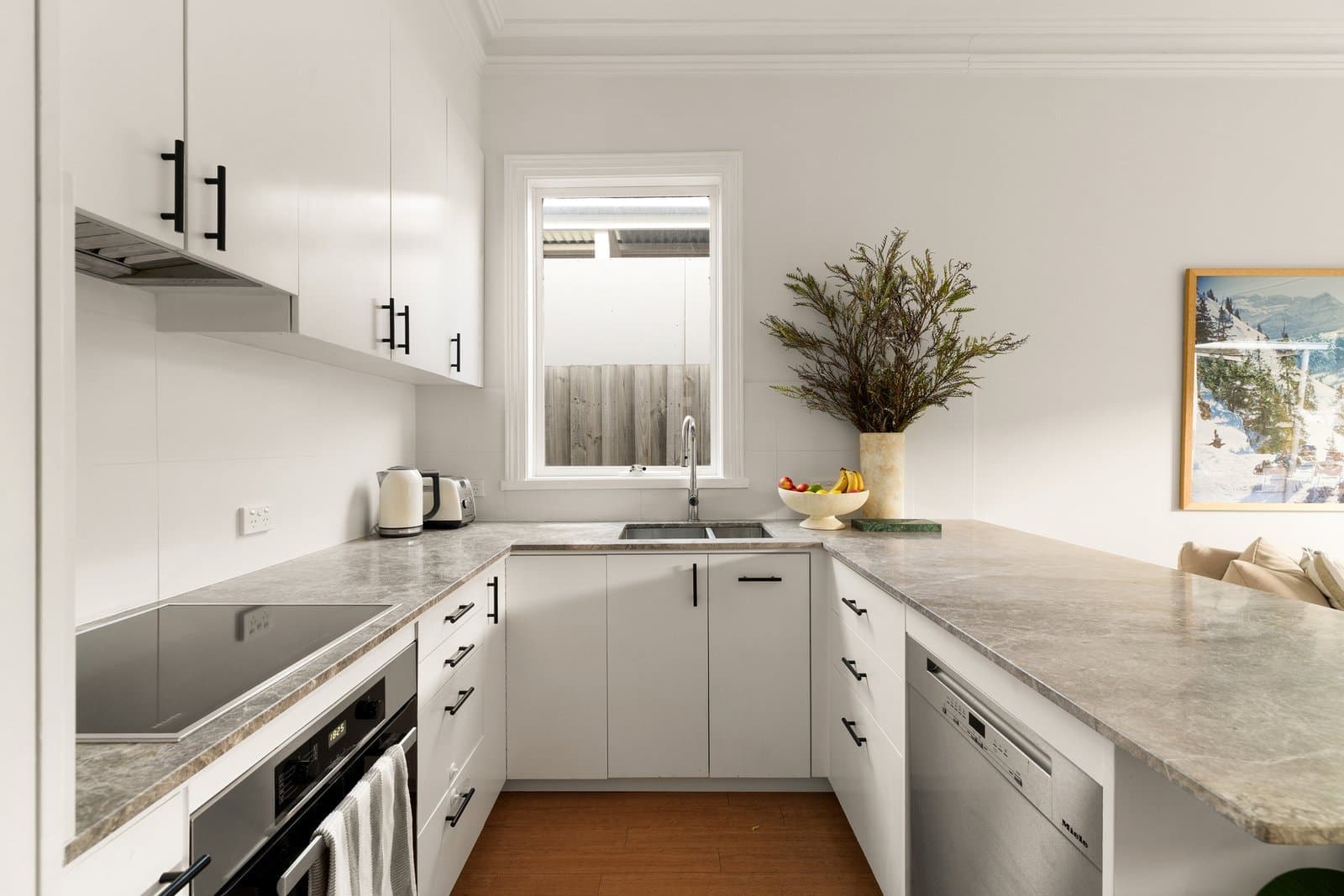 42 Barrett Street, Albert Park - Thumbnail 6
