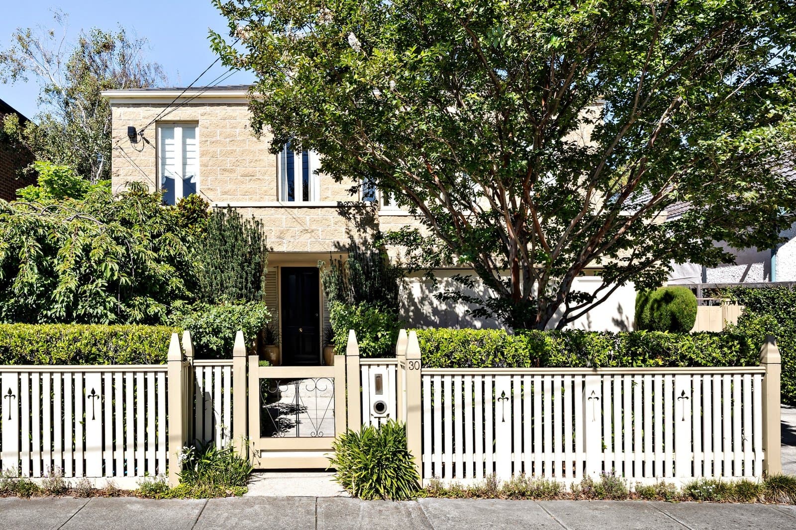 30 Deakin Street North, Hampton - Image 1