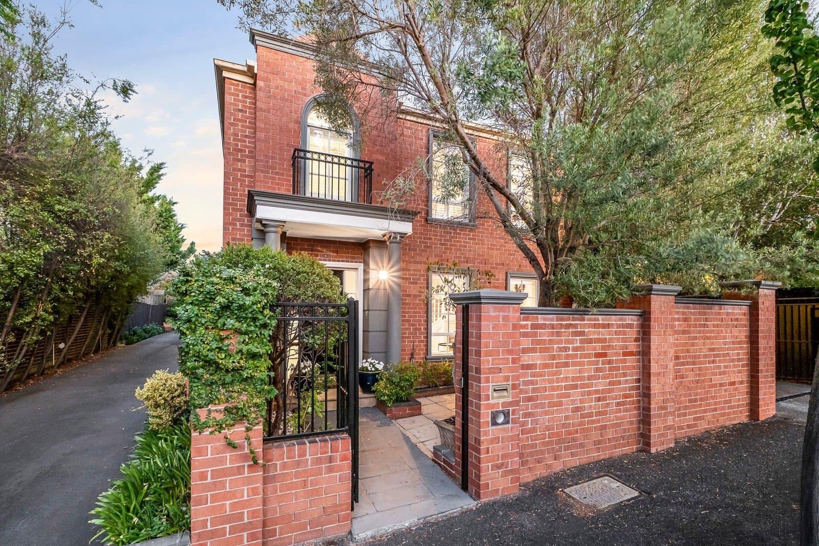 1/6 Cawkwell Street, Malvern - Image 1