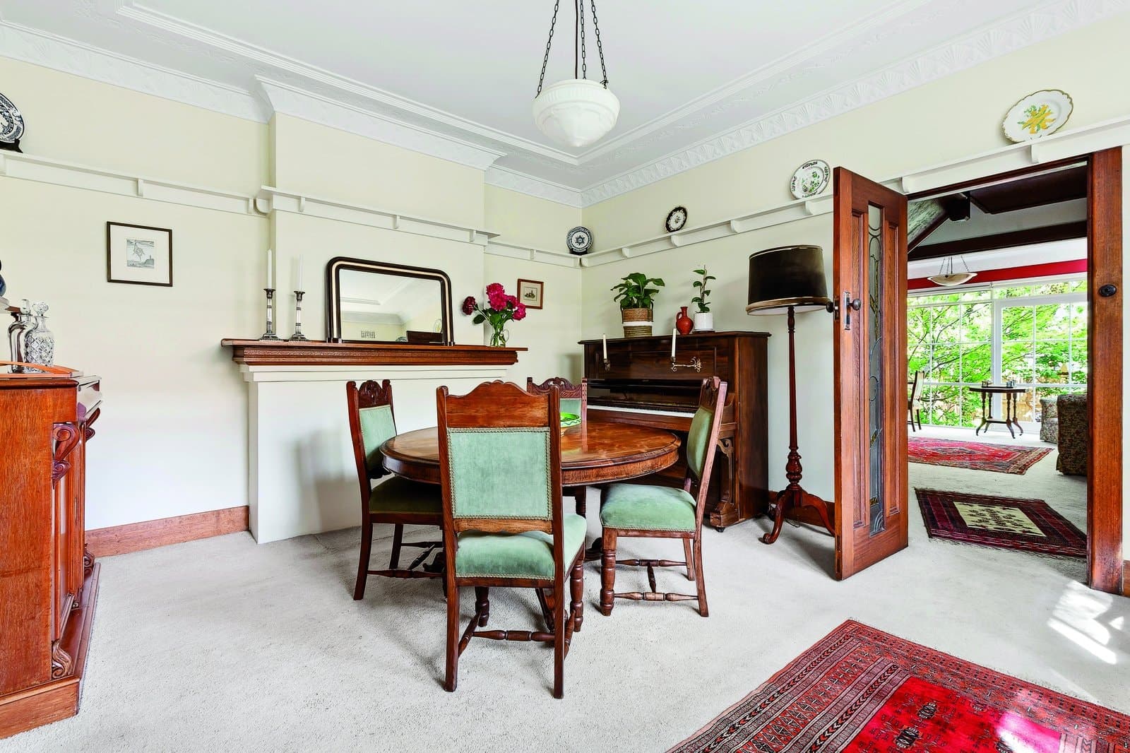 40 Ellerslie Place, Toorak - Thumbnail 2