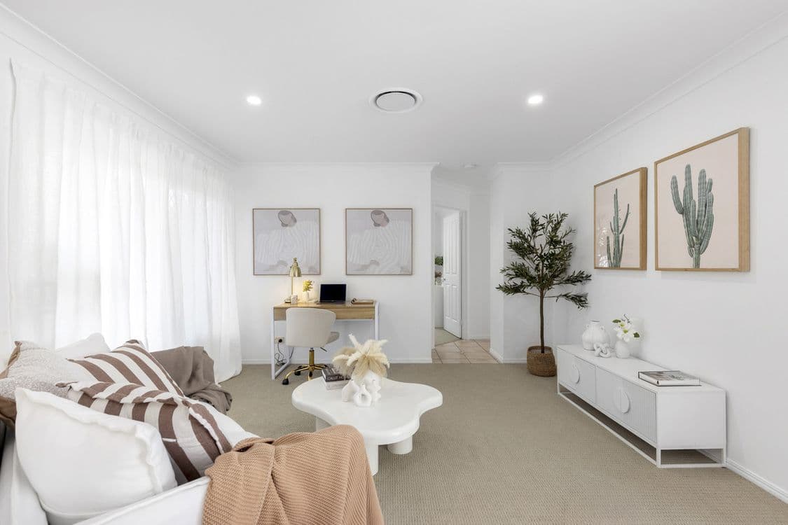 4 Typha Place, Elanora, QLD 4221, Elanora - Thumbnail 4