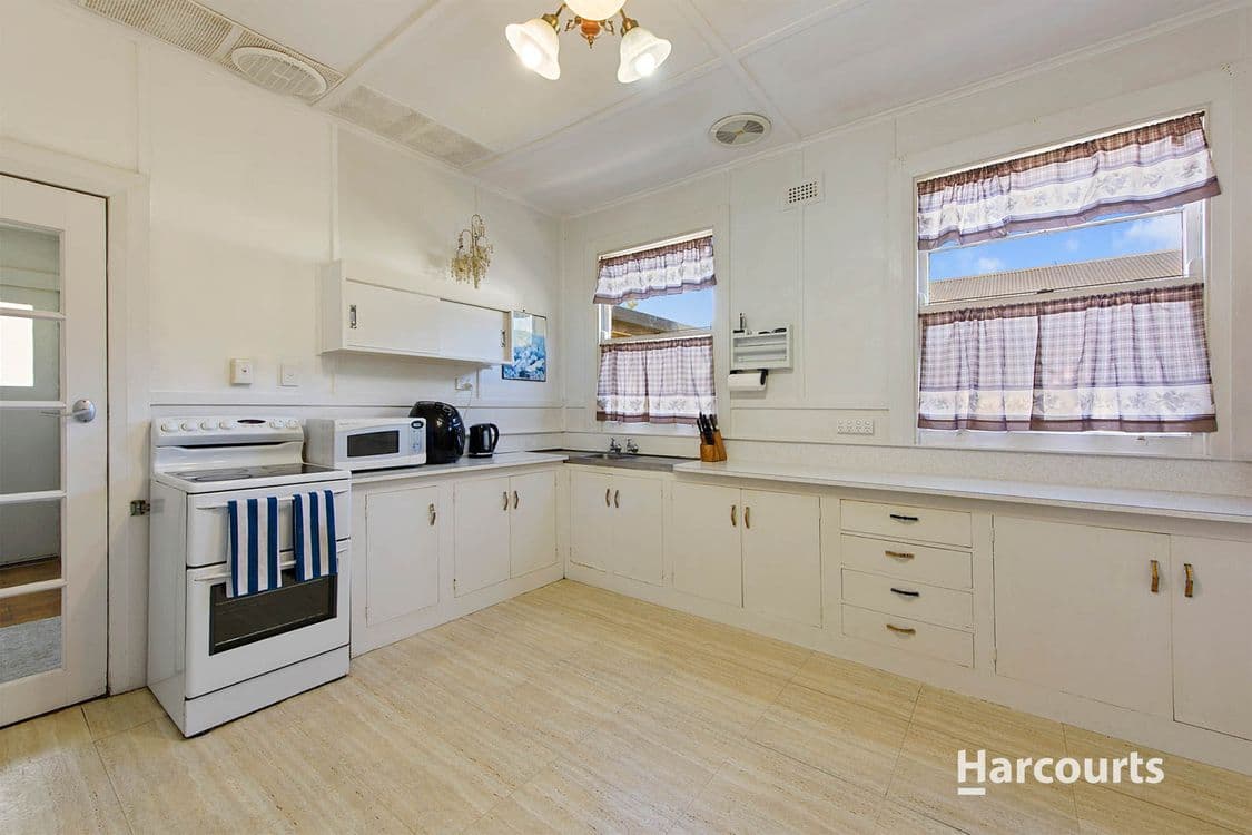 6 Darling Street, QUEENSTOWN, TAS 7467, Queenstown - Thumbnail 4