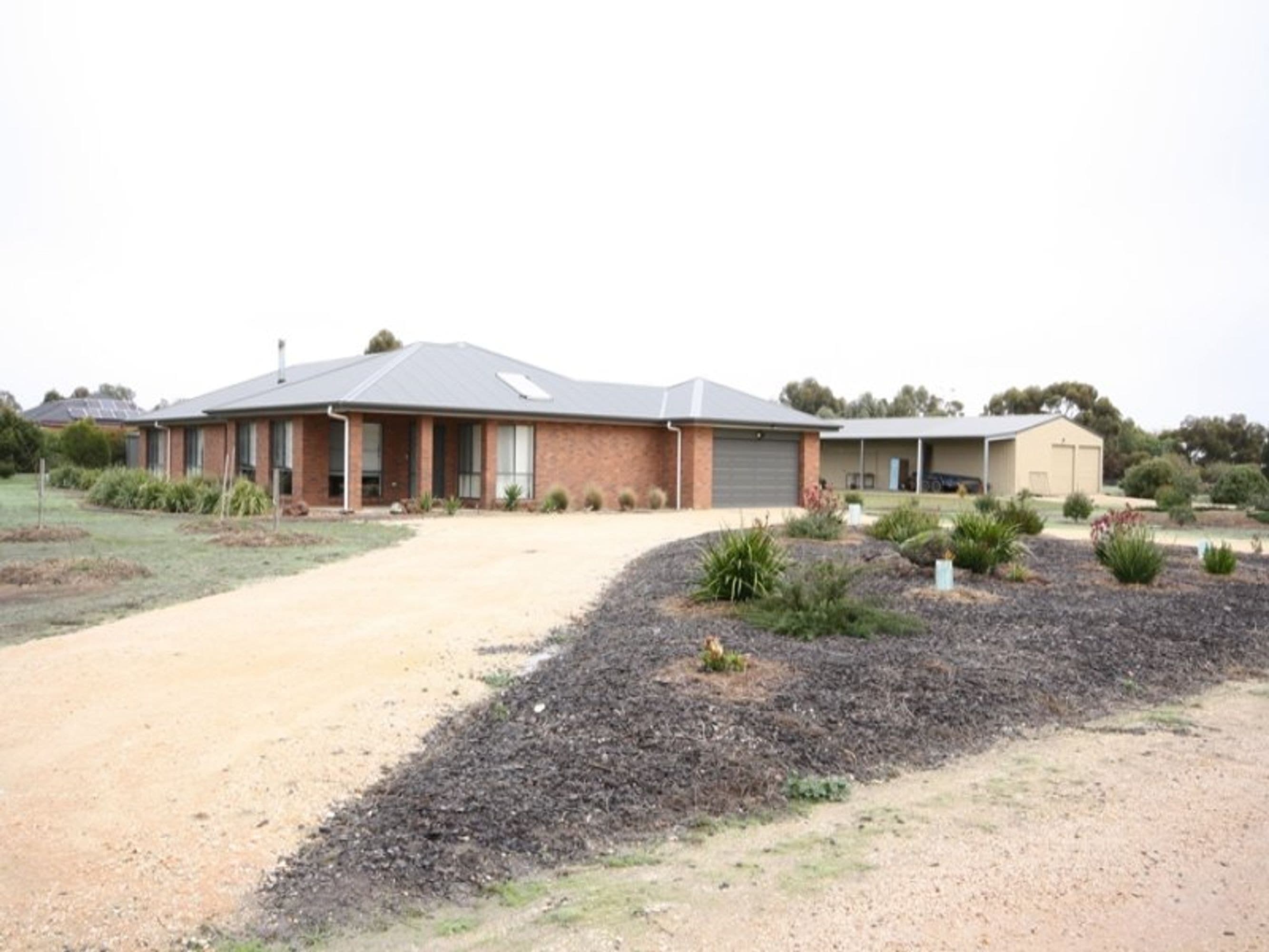 196 Grahams Bridge Road, Horsham VIC 3400, Horsham - Image 1