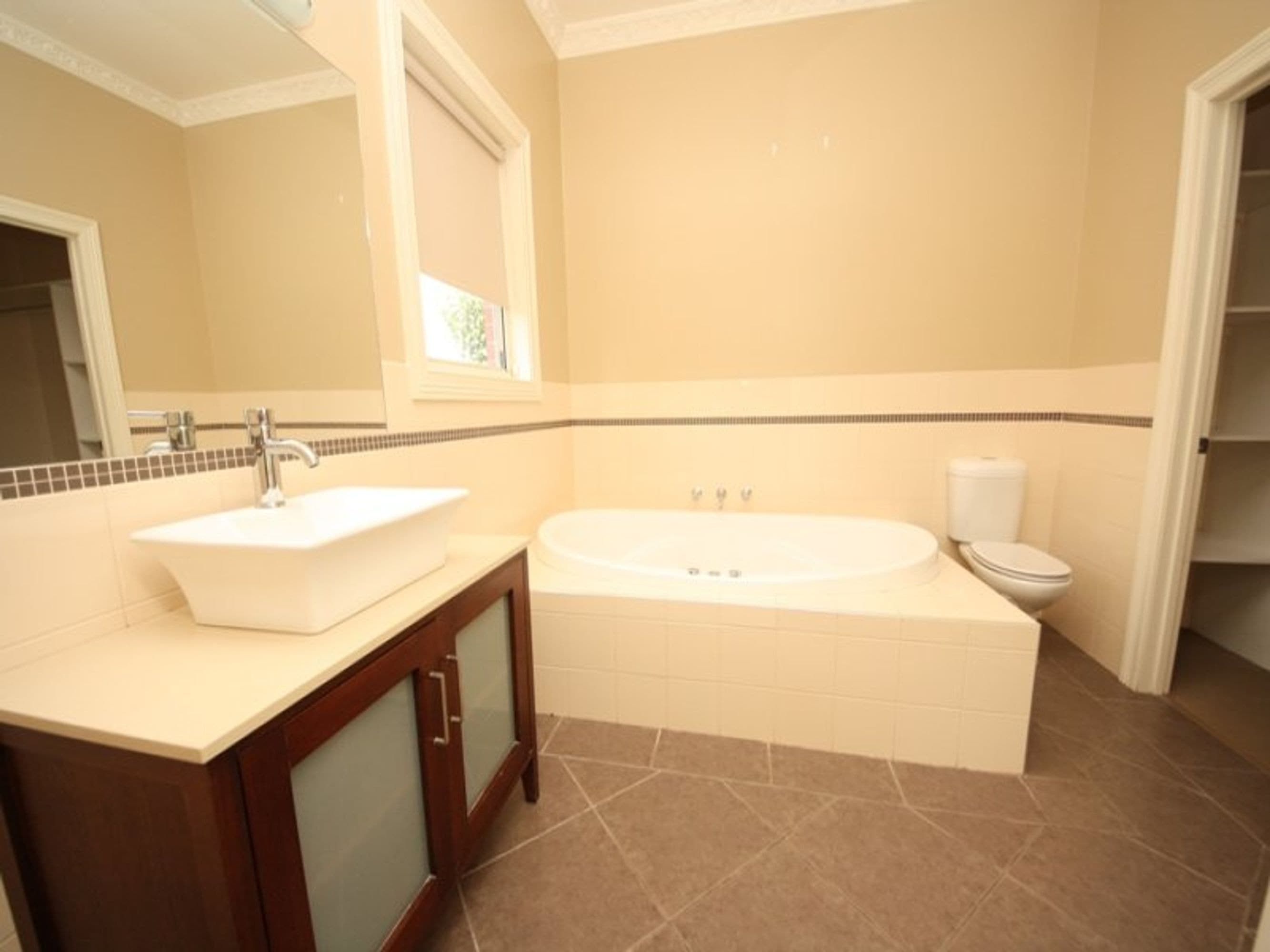 181 Barnes Boulevard, Horsham VIC 3400, Horsham - Thumbnail 5