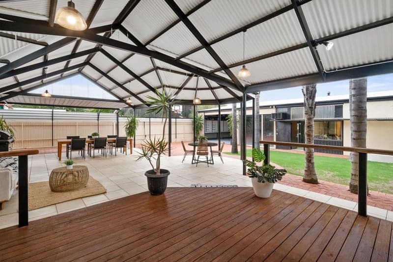 22 Deemster Avenue, Christies Beach - Thumbnail 2