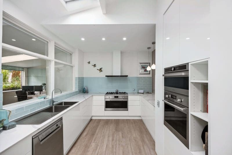 6 Goldsack Avenue, Coromandel Valley - Thumbnail 5