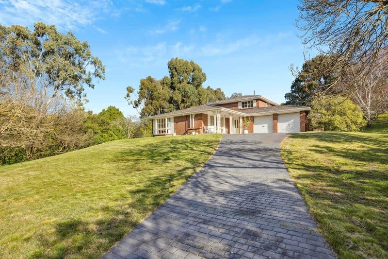 10 Oakwood Court, Heathfield - Image 1