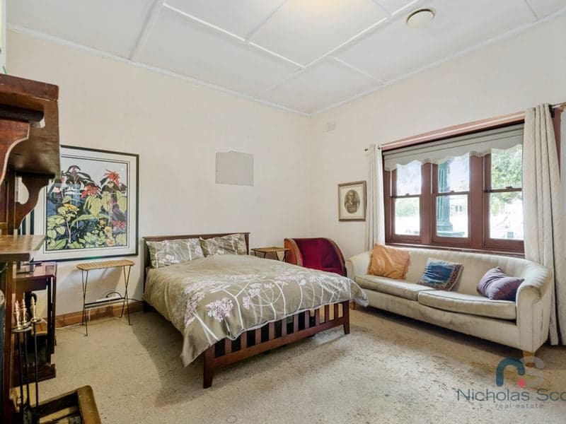 52 Alma Street, West Footscray - Thumbnail 5