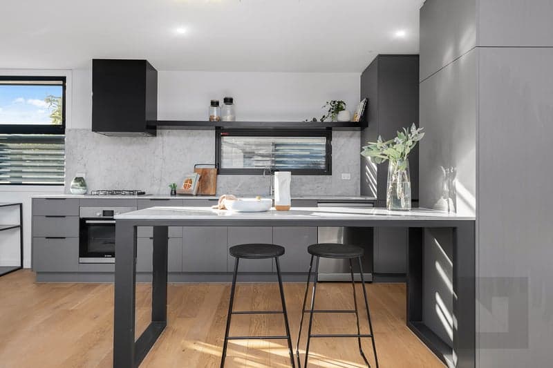 3/23 Henry Street, Seddon - Thumbnail 2