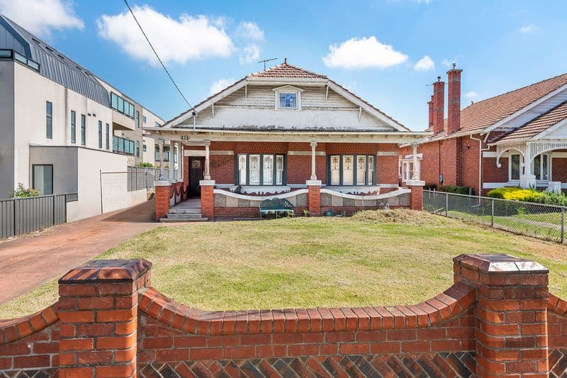 62 Geelong Road, Footscray - Image 1