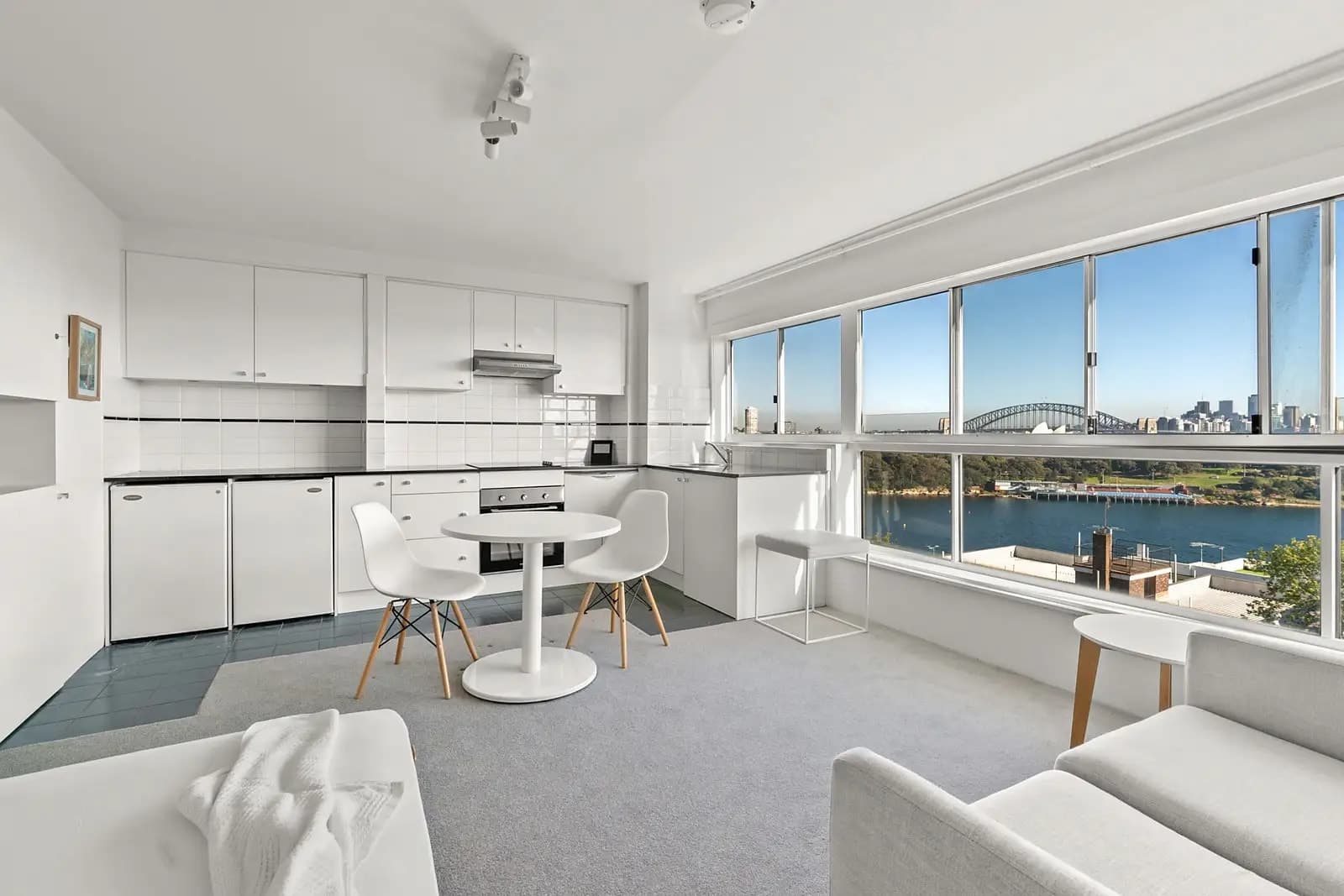 47/15 Wylde Street, Potts Point, Potts Point - Thumbnail 2