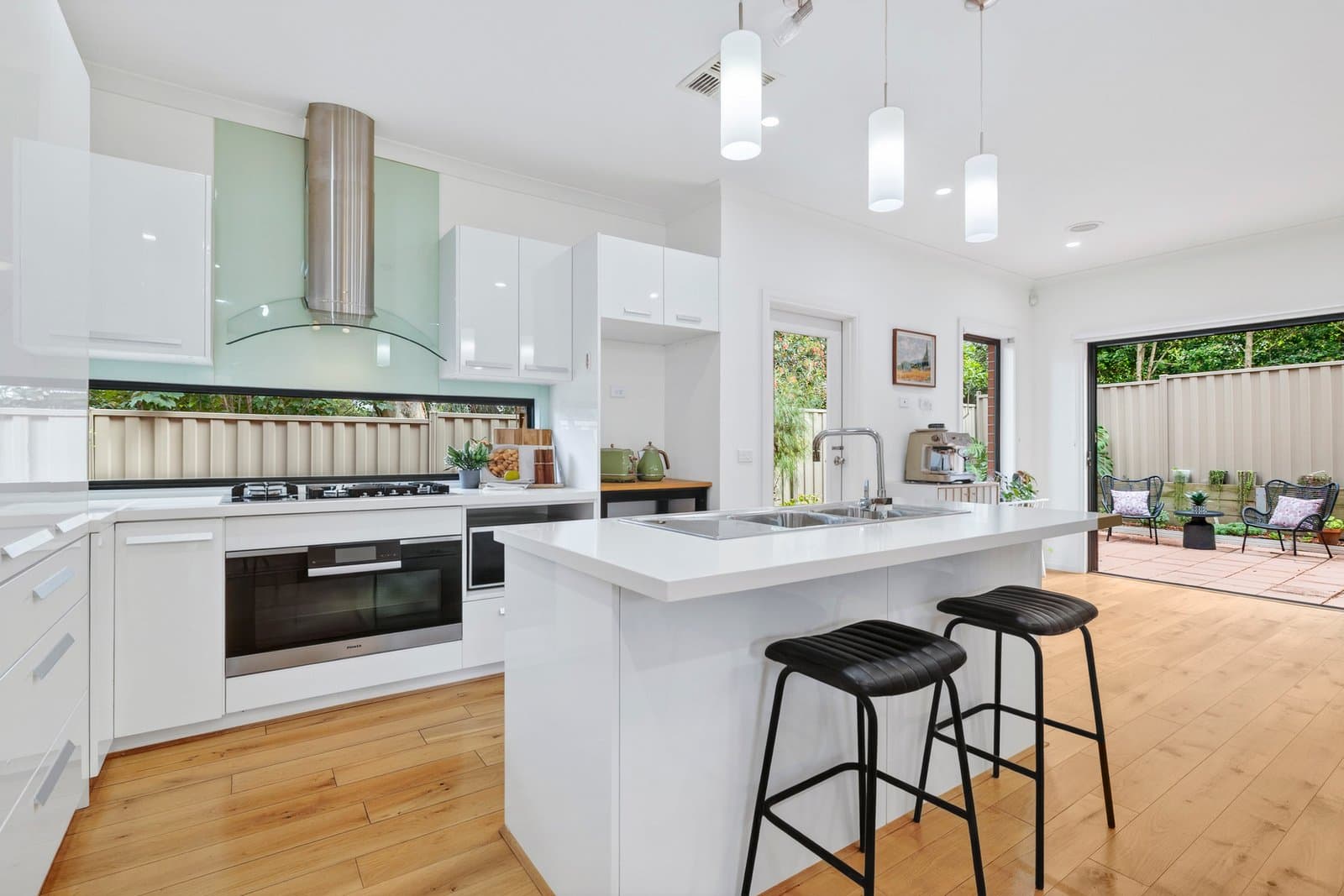 2/35 Surrey Road, Mount Waverley, Mount Waverley - Thumbnail 2