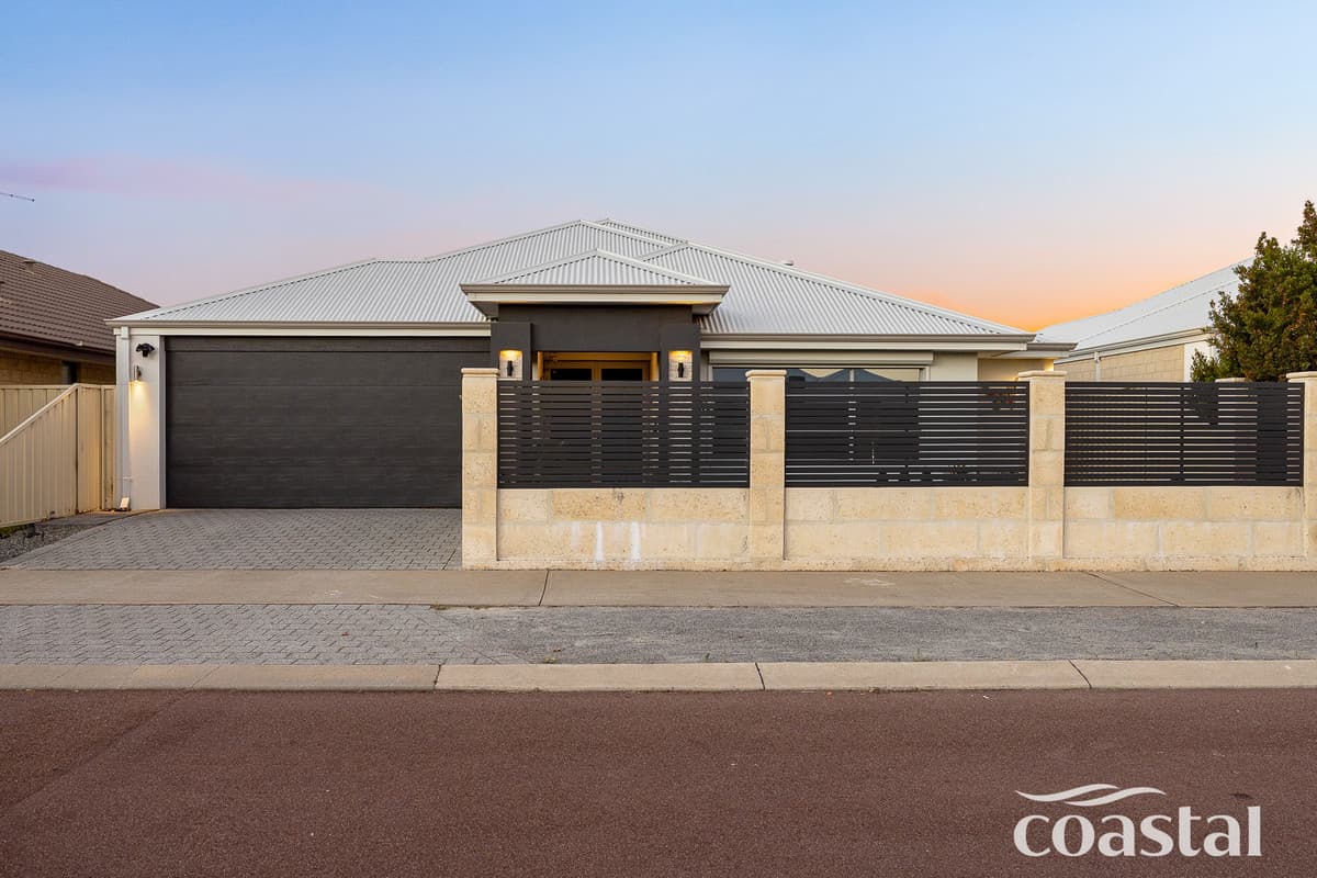 10 Balclutha Crescent, Madora Bay WA 6210, Madora Bay - Image 1