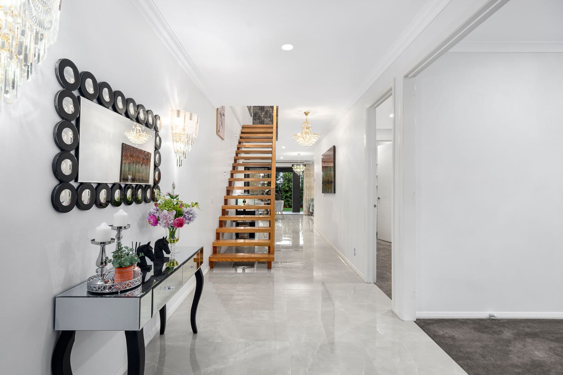 24 Thoroughbred Drive, Clyde North, VIC 3978, Clyde North - Thumbnail 2