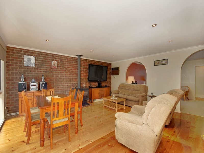 1 Twofold Close, Dingley Village, Dingley Village - Thumbnail 3