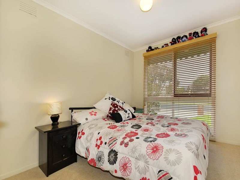 1 Twofold Close, Dingley Village, Dingley Village - Thumbnail 8