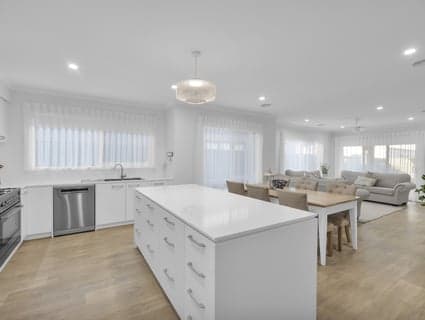 12 Maxwell Street, Officer South, VIC, 3809, Officer South - Thumbnail 4