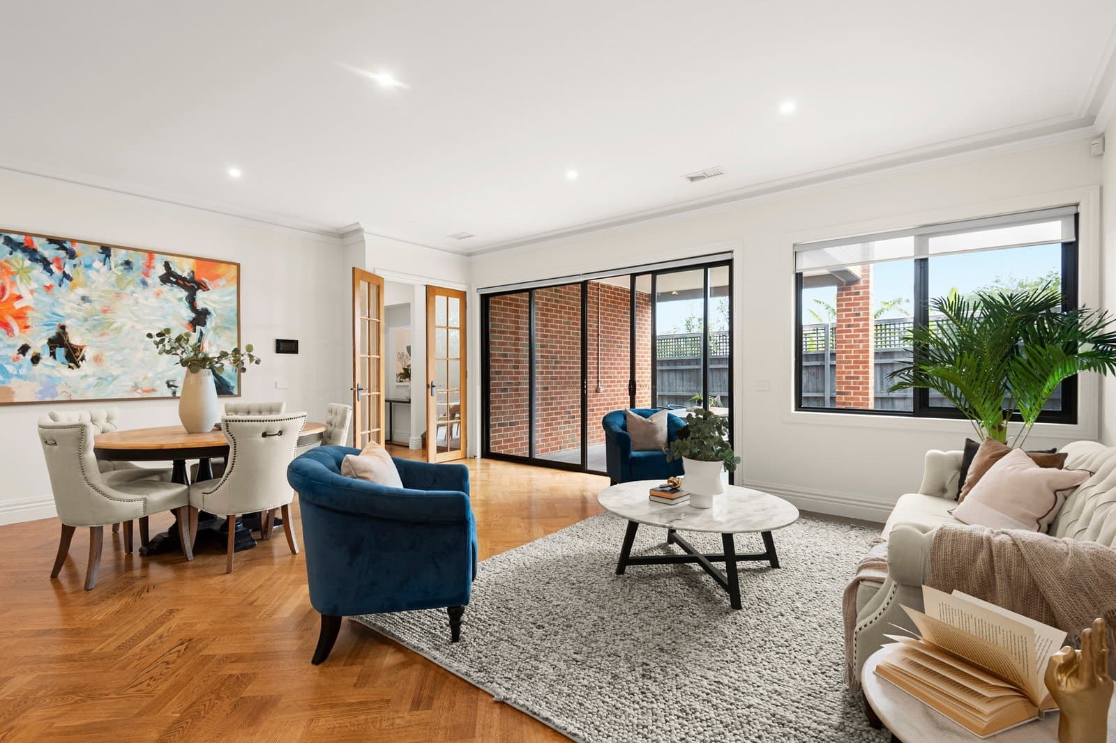 21A Rangeview Grove, Balwyn North - Thumbnail 2
