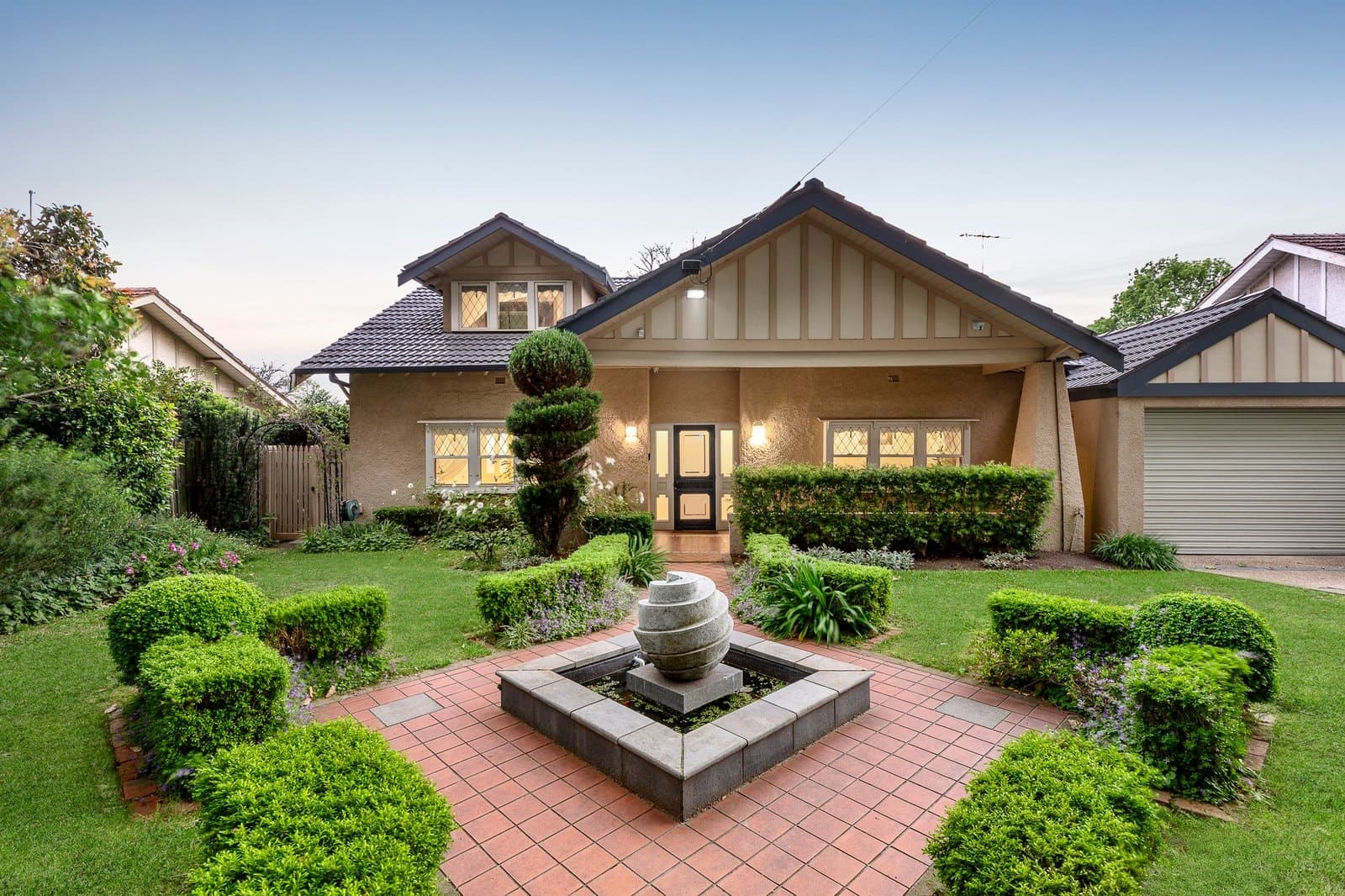 8 Currajong Avenue, Camberwell - Thumbnail 2