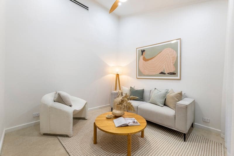 13 De Sassenay Crescent, Modbury Heights - Thumbnail 6