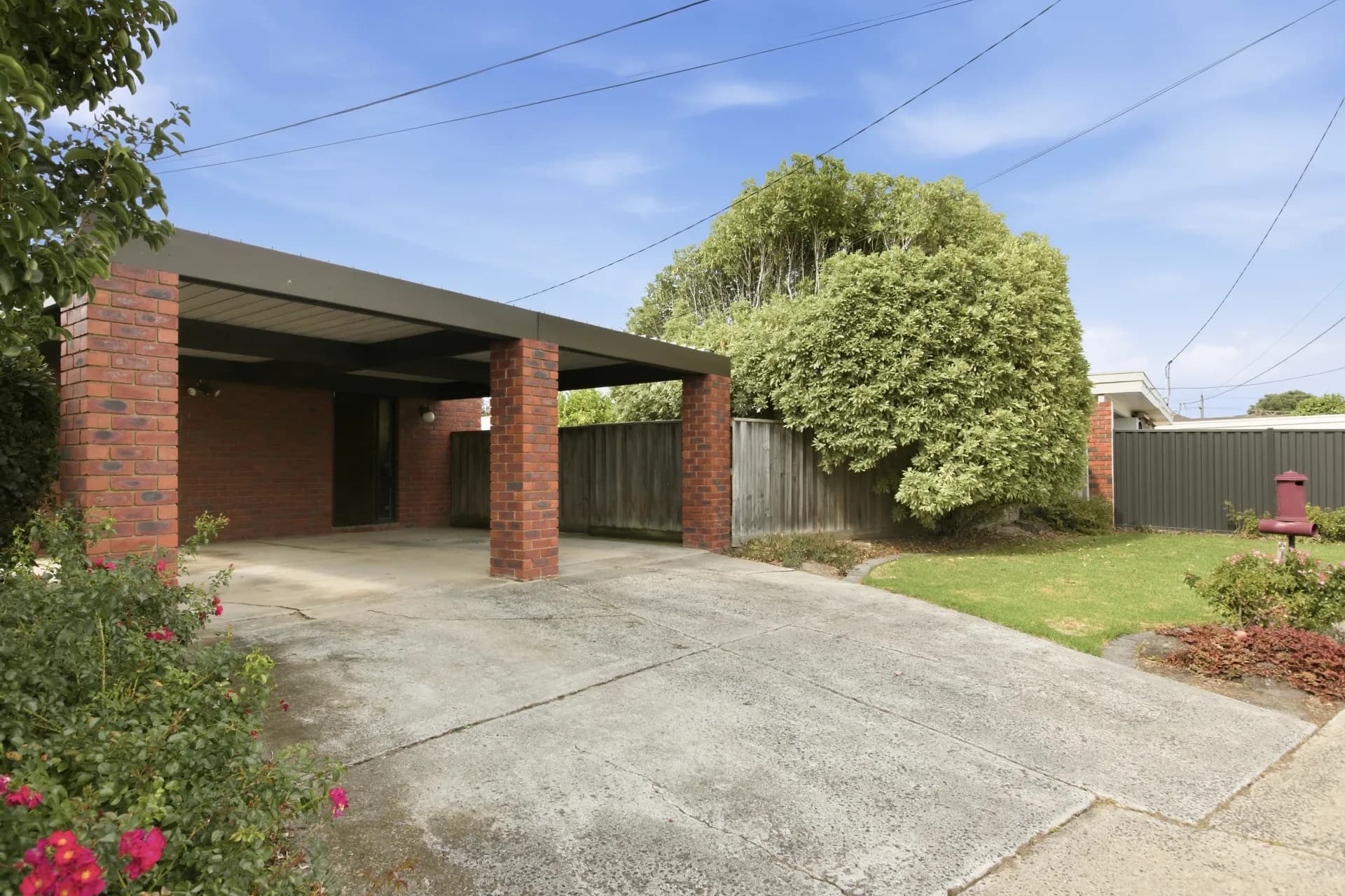 10 Cooinda Drive, Aspendale - Image 1