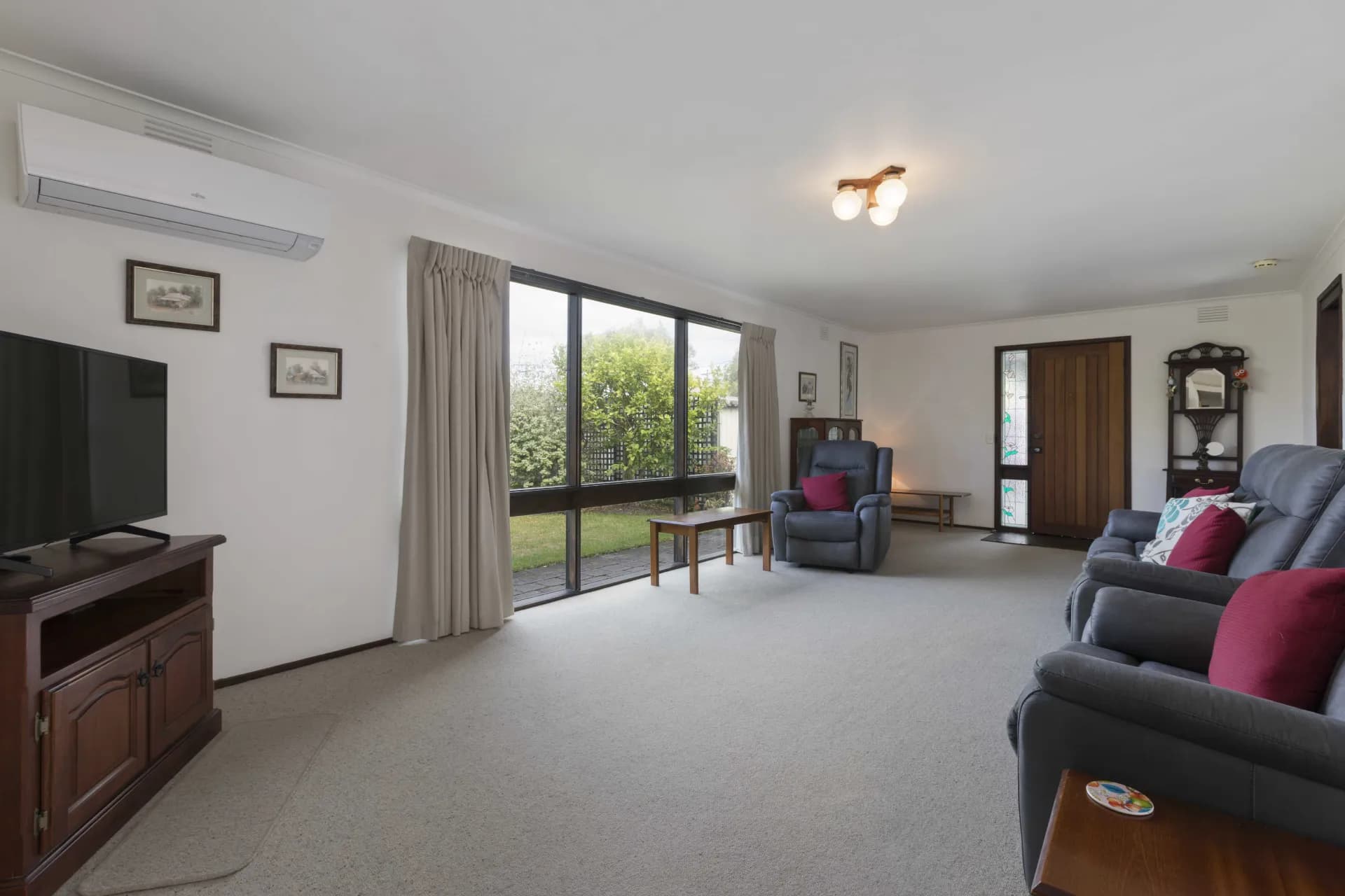 10 Cooinda Drive, Aspendale - Thumbnail 2