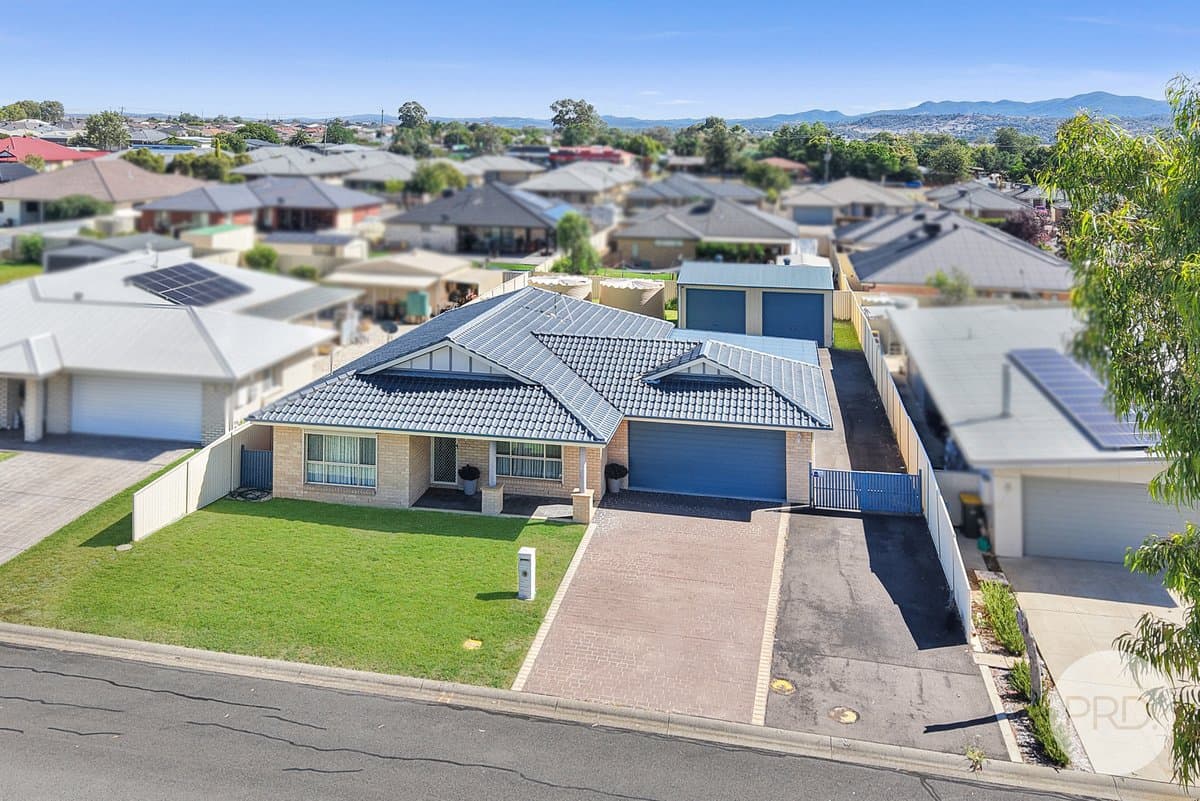 8 Cunningham Street, TAMWORTH NSW 2340, Westdale - Thumbnail 2