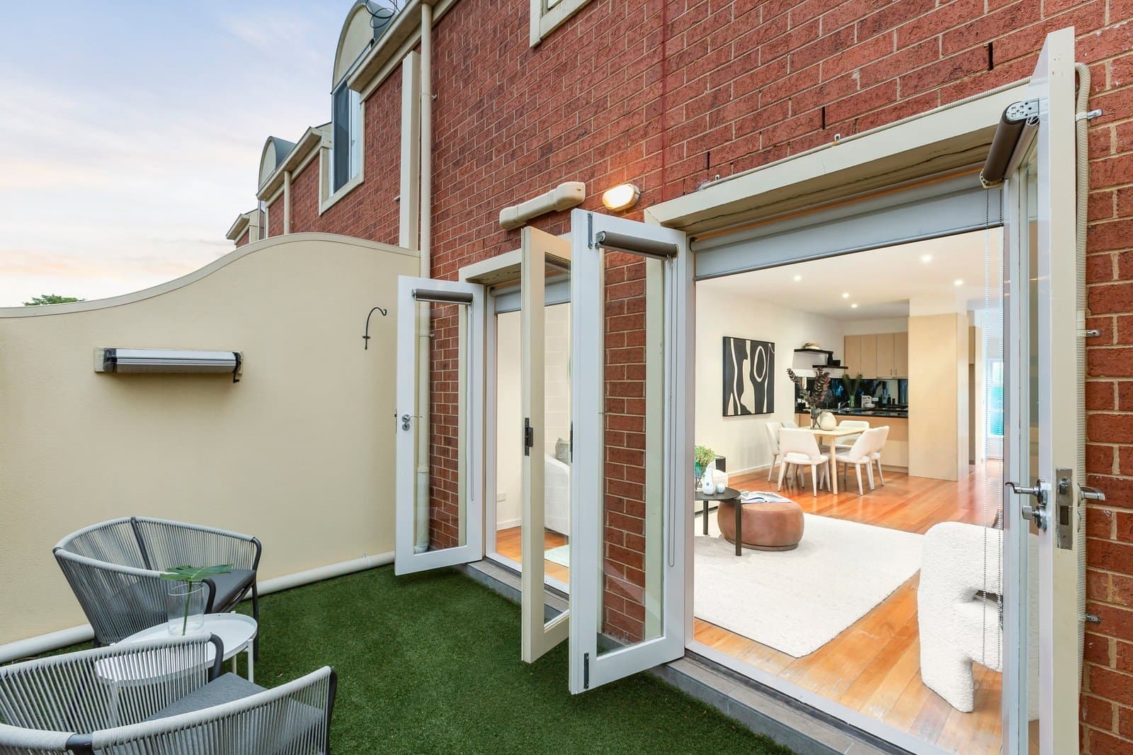 3/48 Morang Road, Hawthorn - Image 1