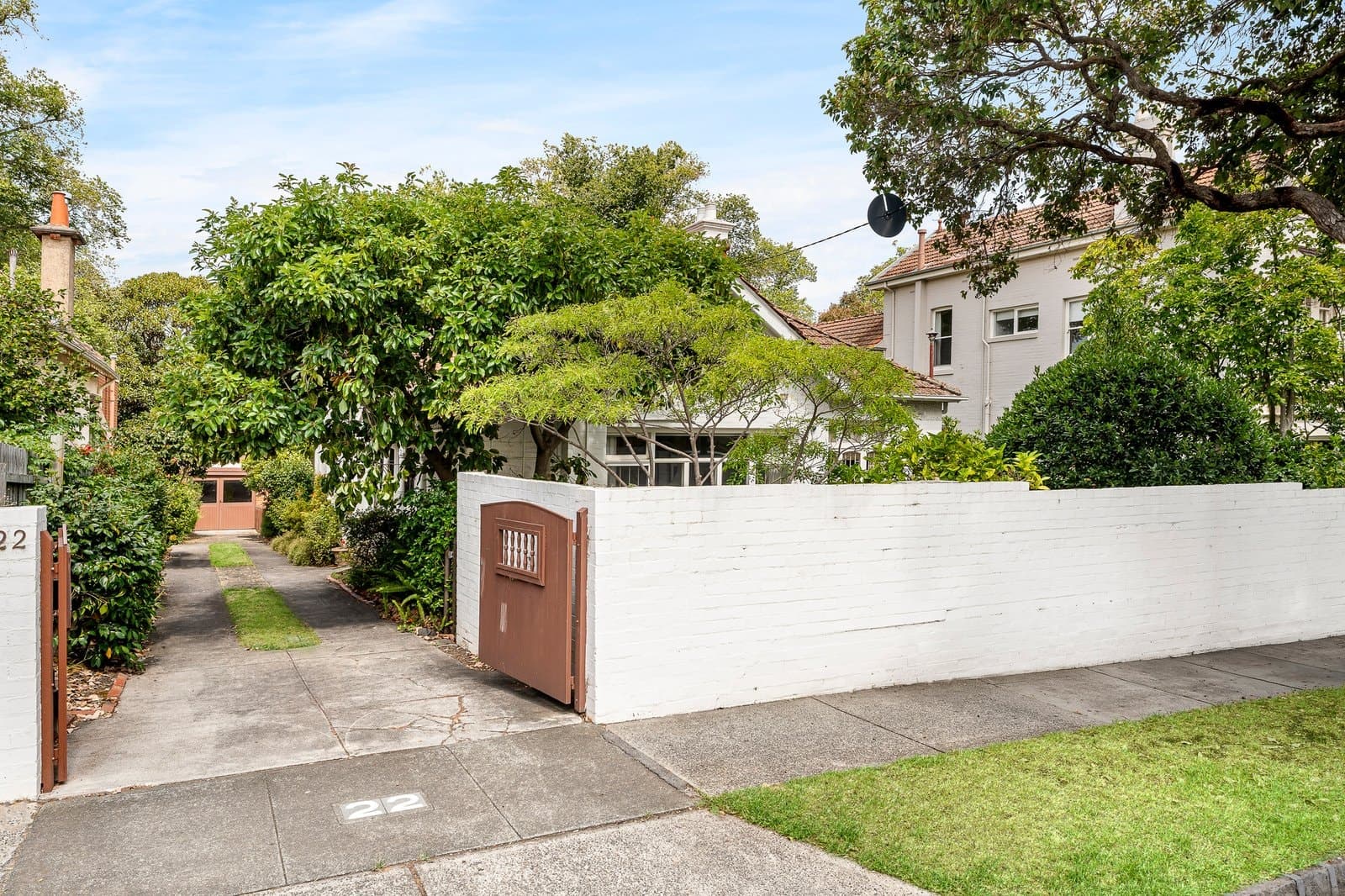 22 Millicent Avenue, Toorak - Image 1