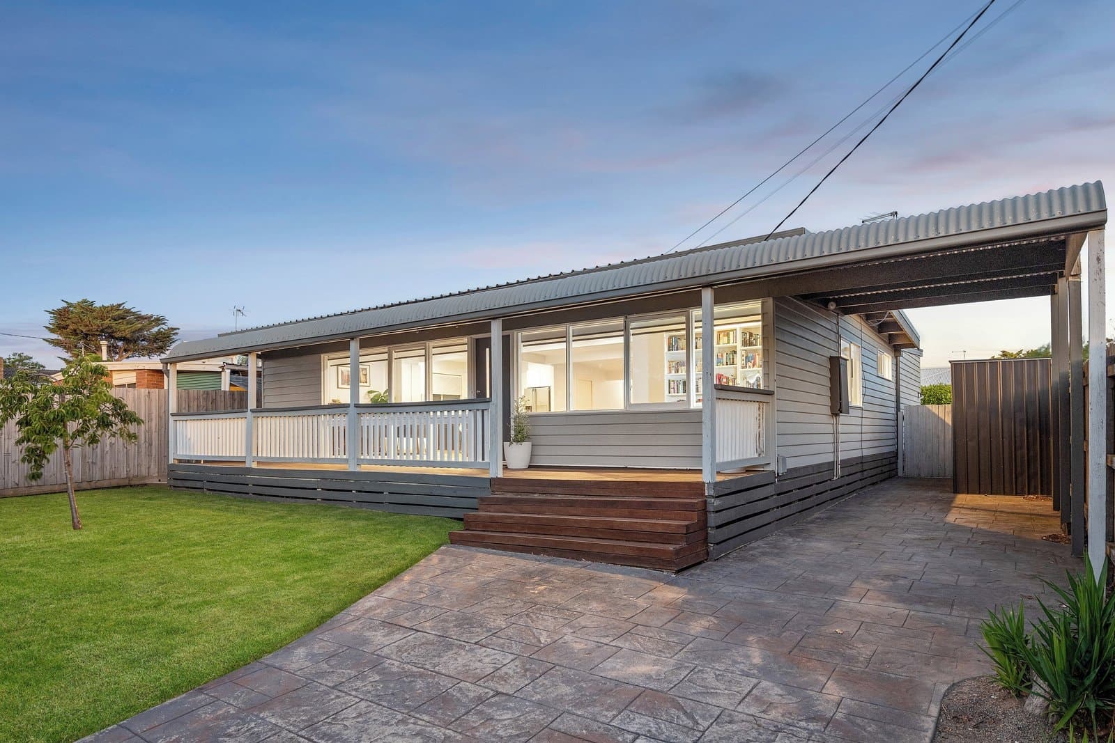22 Cawarra Street, Mornington - Image 1
