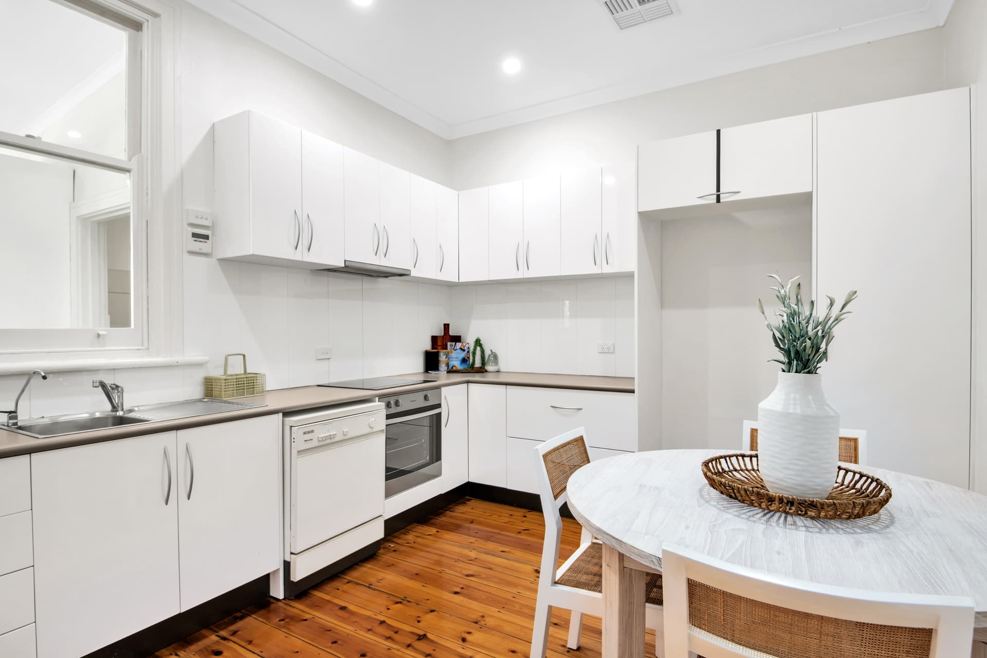 6 Rugless Terrace, Glenelg East - Thumbnail 7