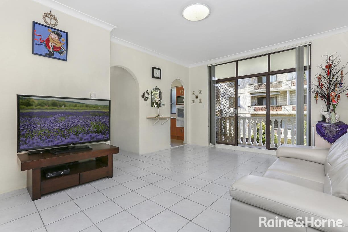 6/6 Winchester Street, Carlton, NSW 2218, Carlton - Thumbnail 2