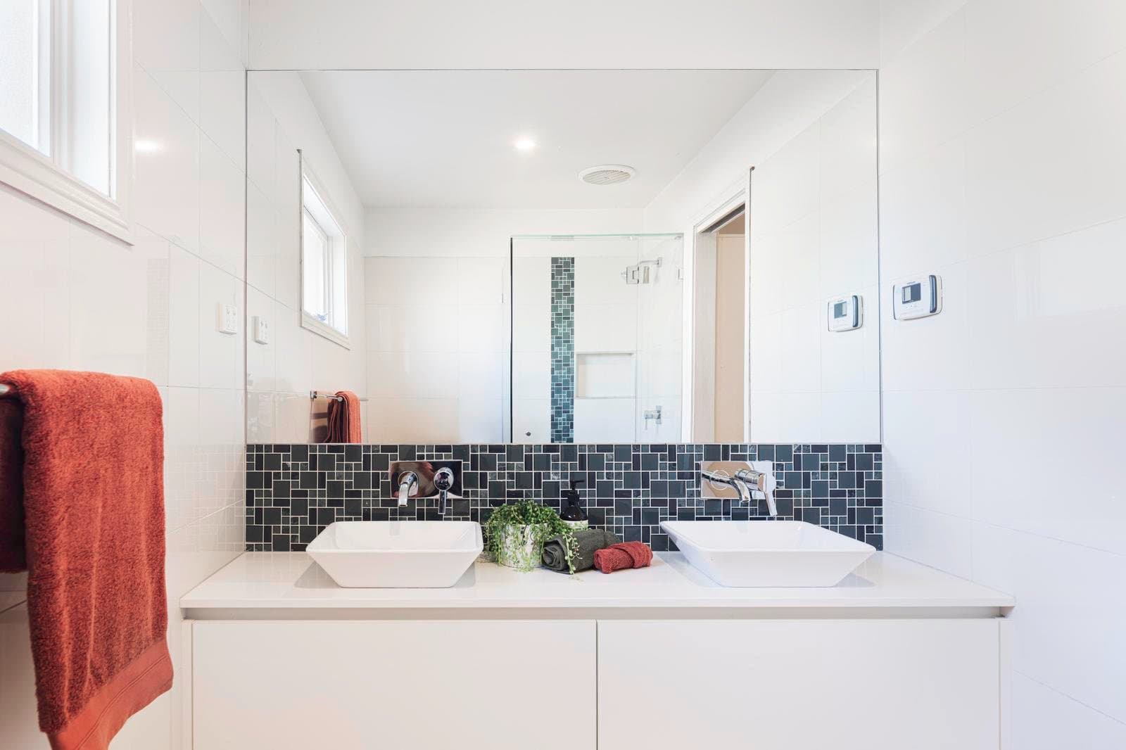 18 Eglinton Street, Moonee Ponds VIC 3039, Moonee Ponds - Thumbnail 8