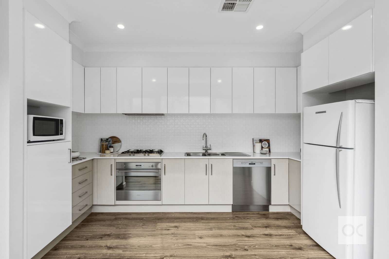 16 Arabella Court, Marden - Thumbnail 5