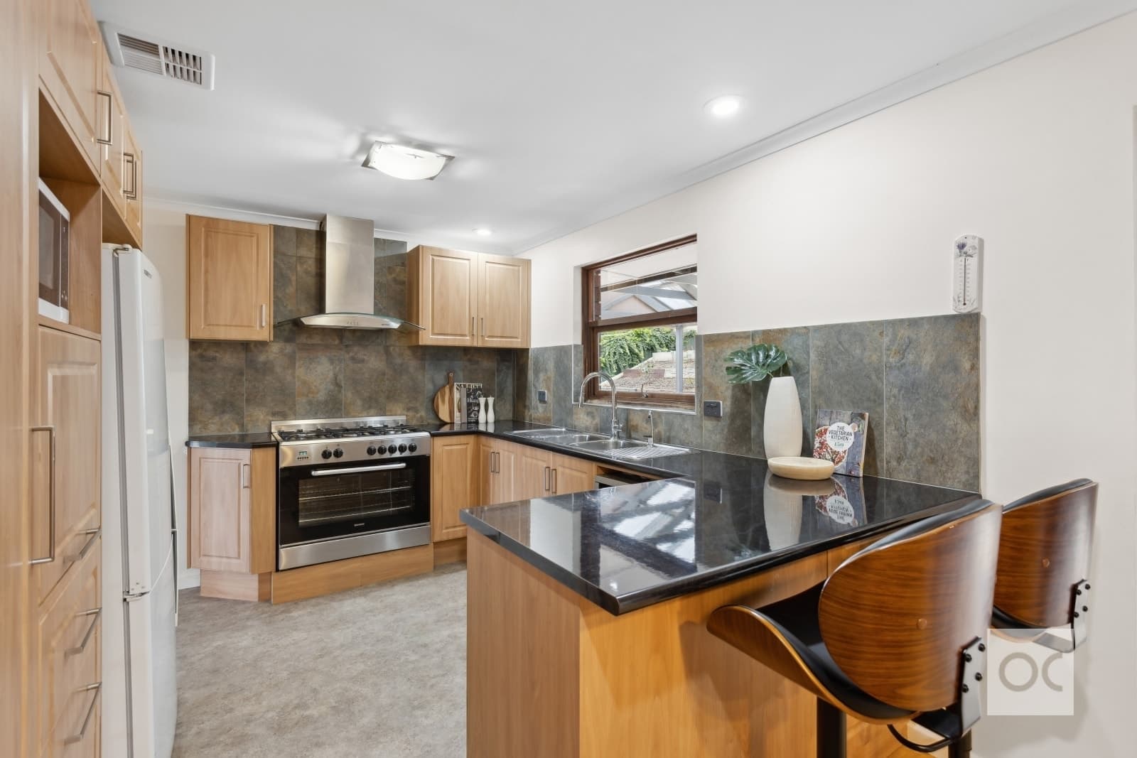 228 The Cove Road, Hallett Cove - Thumbnail 8